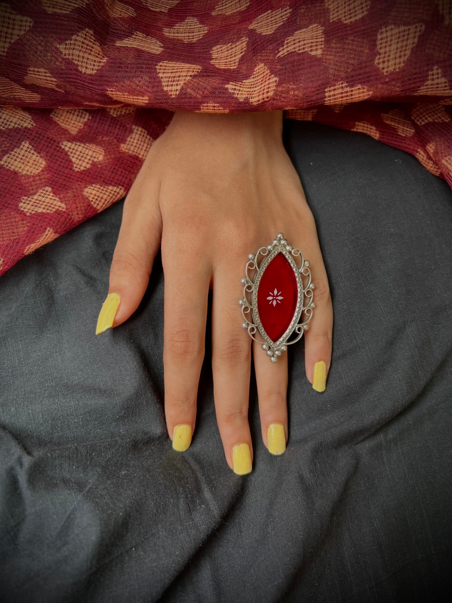 “Lipstick red” : (Made to order) Glamorous vibrant hand-painted Ring