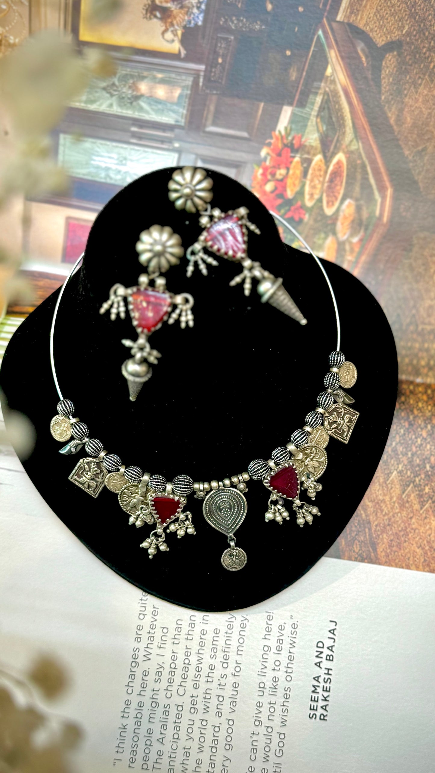 Fusion Hasli “Ritwika” - A Masterpiece that merges Tradition with Contemporary Charm.