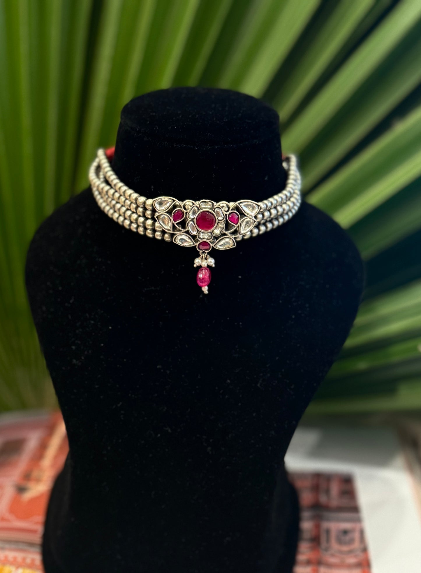 Kamal Kundan Choker : Timeless Fusion of Kundan and Pure silver.