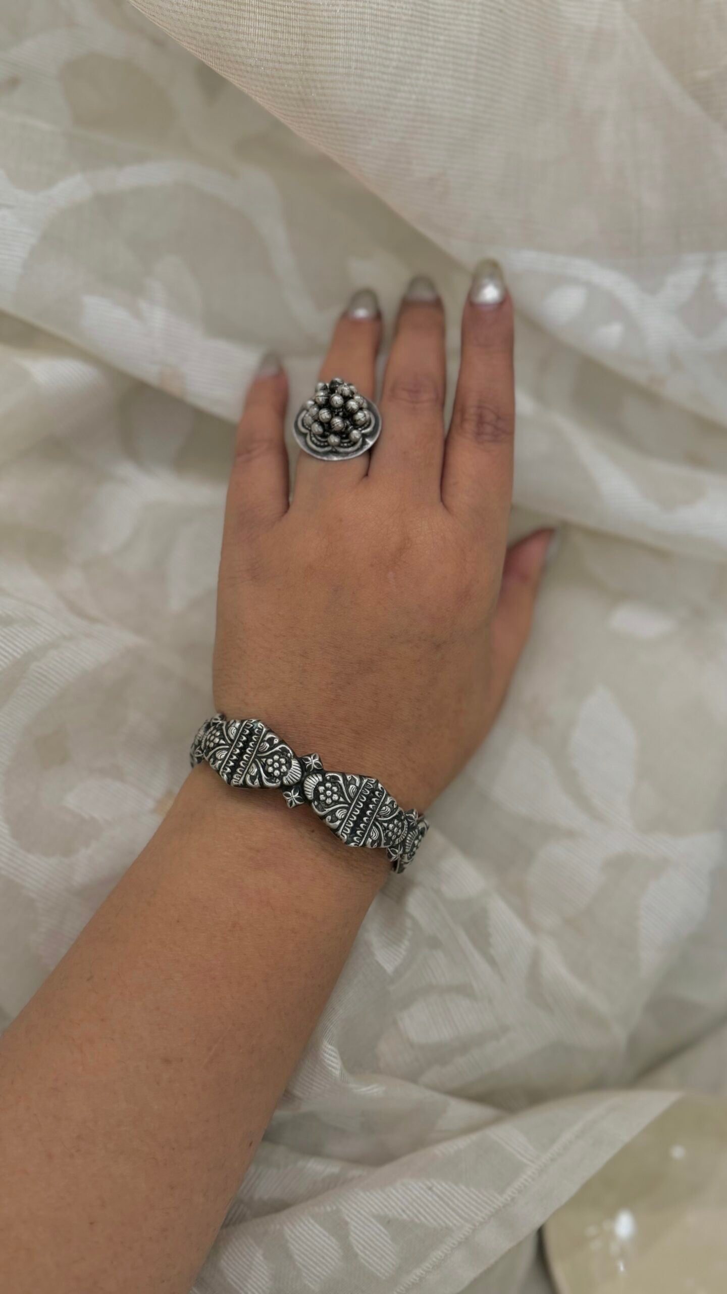 "BanjaranRani”- Soulful ring blending tradition and elegance.