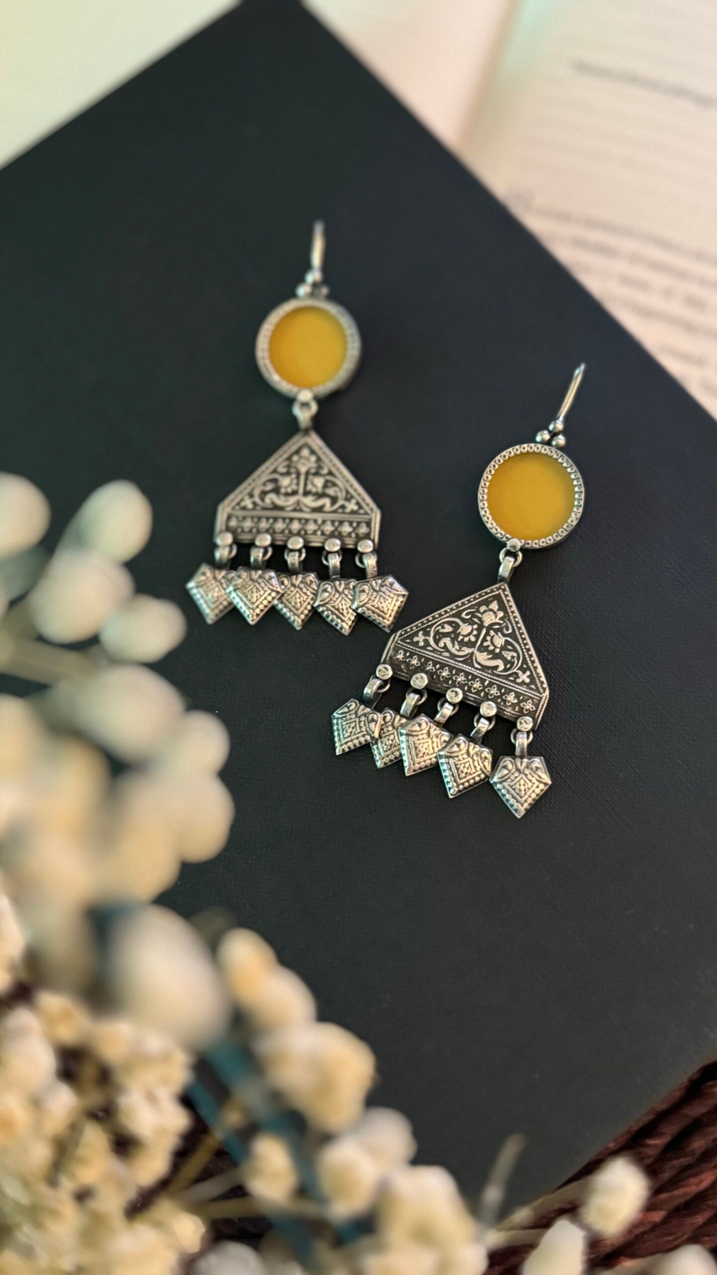 Boho Bindi "Mango Yellow" - Adorn Your Spirit with Boho Elegance