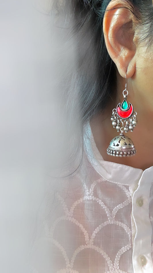 MADE TO ORDER "Chaand Jhumki" : Green and Red: illuminate the night with Chaand Jhumka