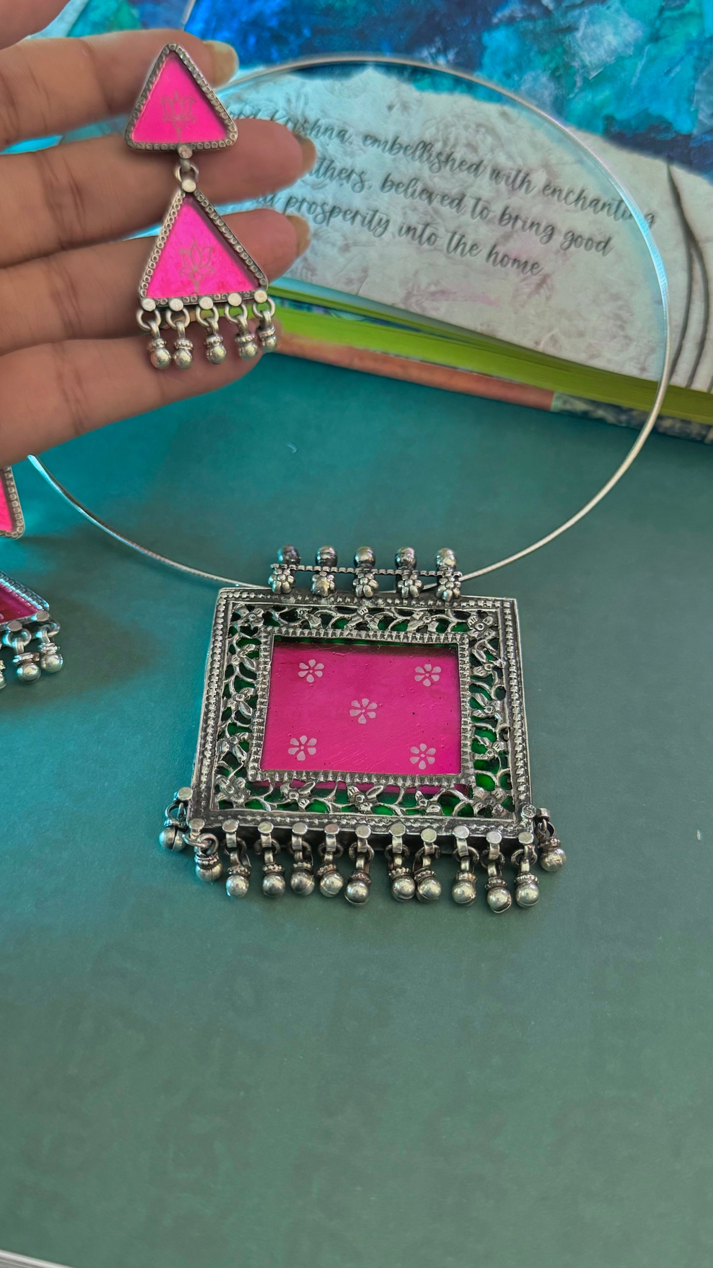 “Gulabo”: Style then for Indian Festives and Bring pop of colours