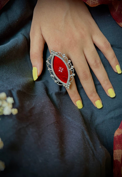 “Lipstick red” : (Made to order) Glamorous vibrant hand-painted Ring