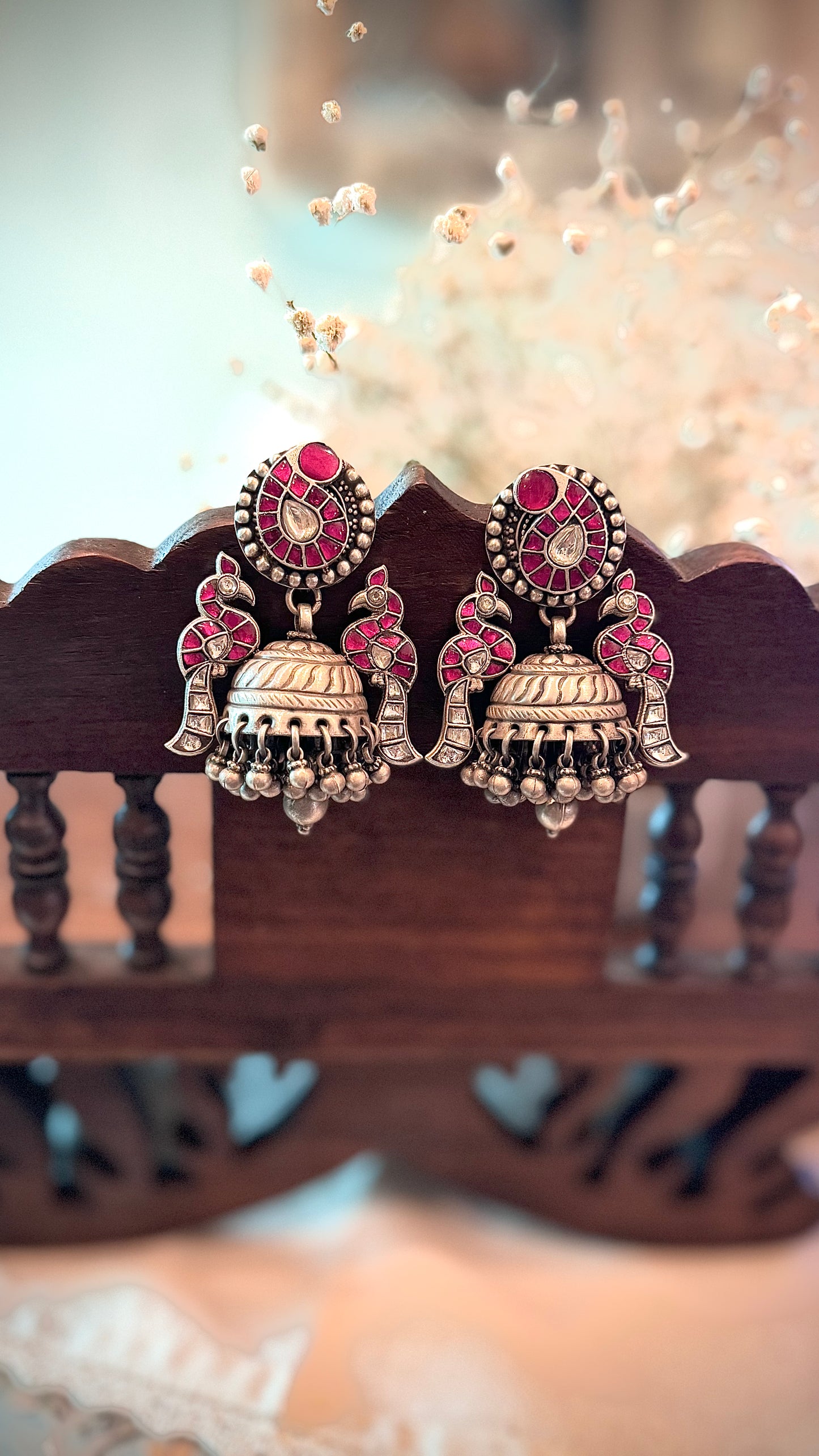 (MADE TO ORDER) “Mayura Raga” : Celebrate heritage and grace with these traditional peacock jhumkas.