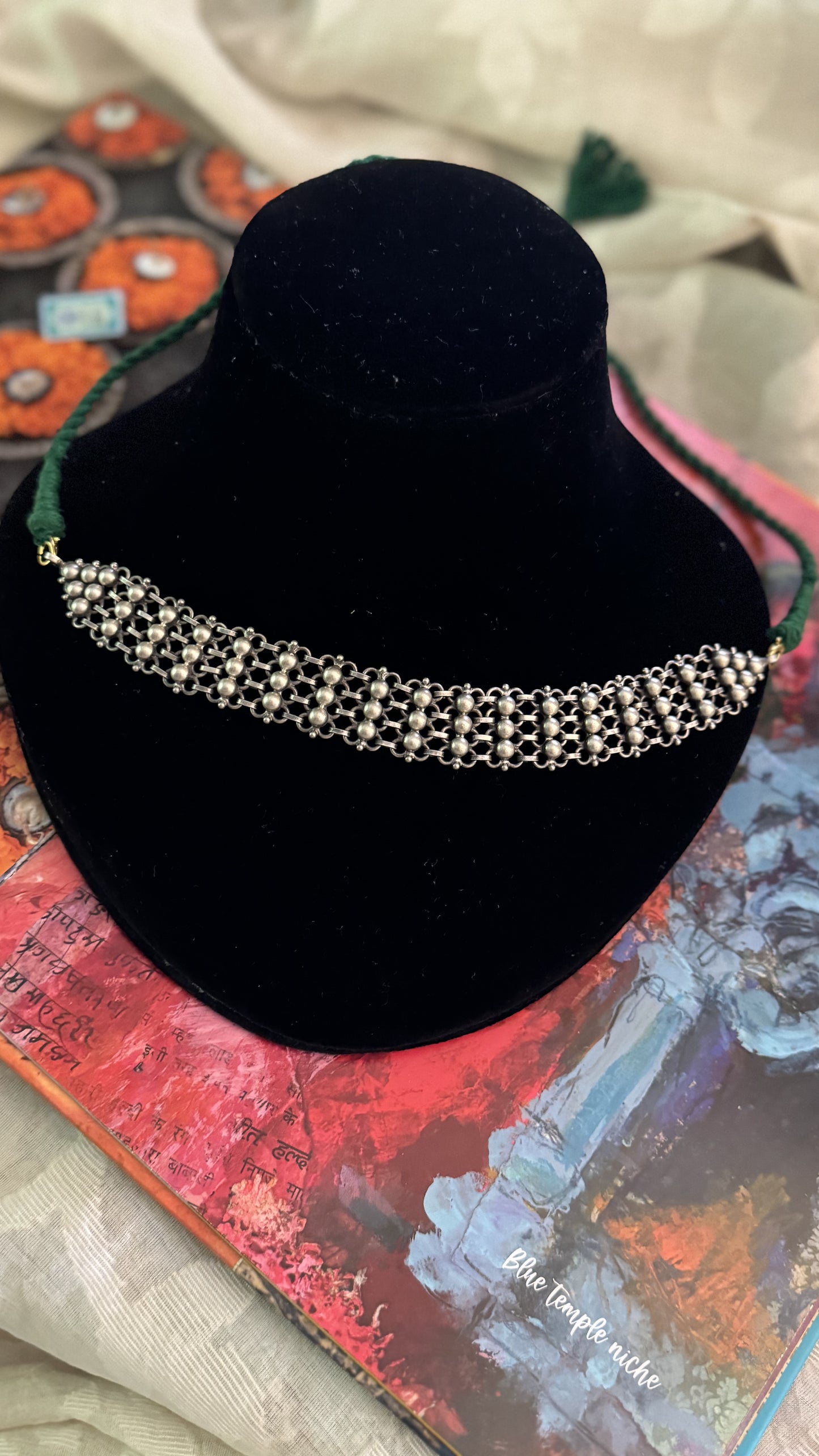 Classic Band Silver Choker