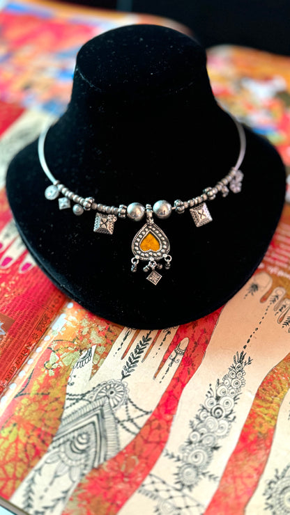 Fusion Hasli “Varanasi” -  A Masterpiece that merges Tradition with Contemporary Charm.