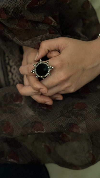 "Made to Order" Black Bindi : Where silver meets soulful craftsmanship.