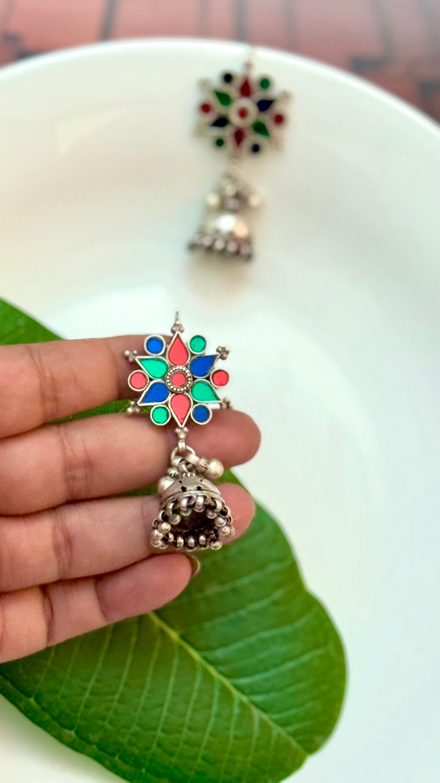 Nikita: Jhumka Raang Biranga