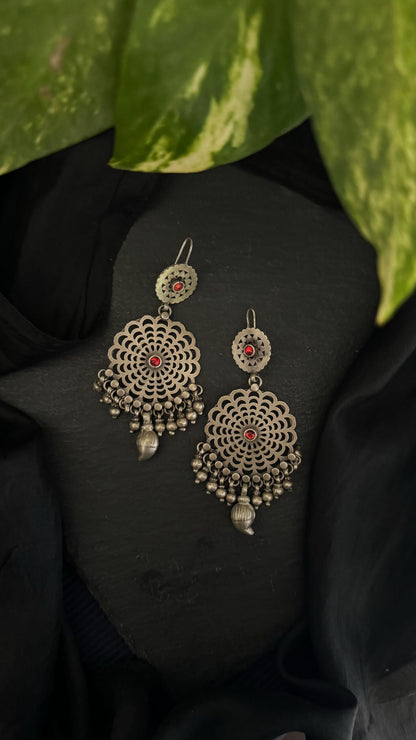 "Rajputana Rava" : These vintage earrings harmonize the past and present in a symphony of elegance.