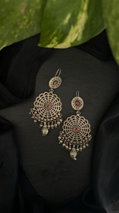 "Rajputana Rava" : These vintage earrings harmonize the past and present in a symphony of elegance.