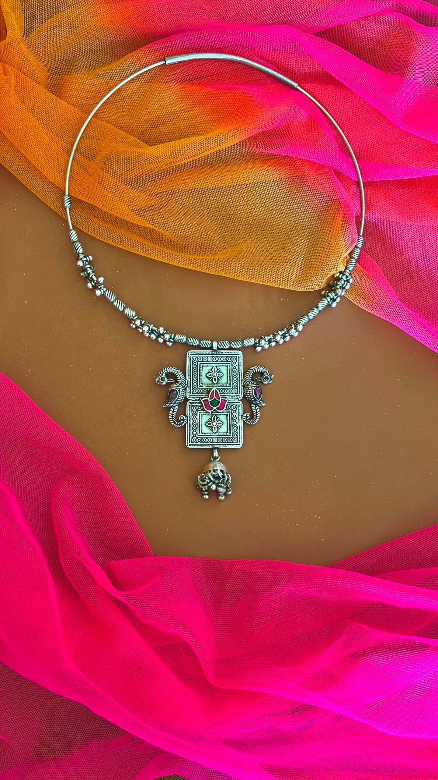 MAYA-"Jhumki" - Kundan's regal allure meets the purity of silver.