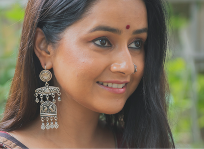 Anundita : The Charming Long Classic Plain Silver Beauty